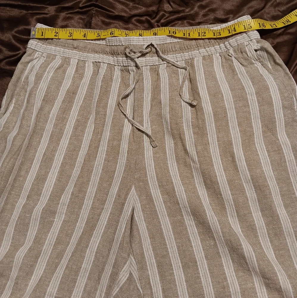 Banana Republic Linen Blend Capri Pants‎ Women Tan SzM Resortwear Vacation